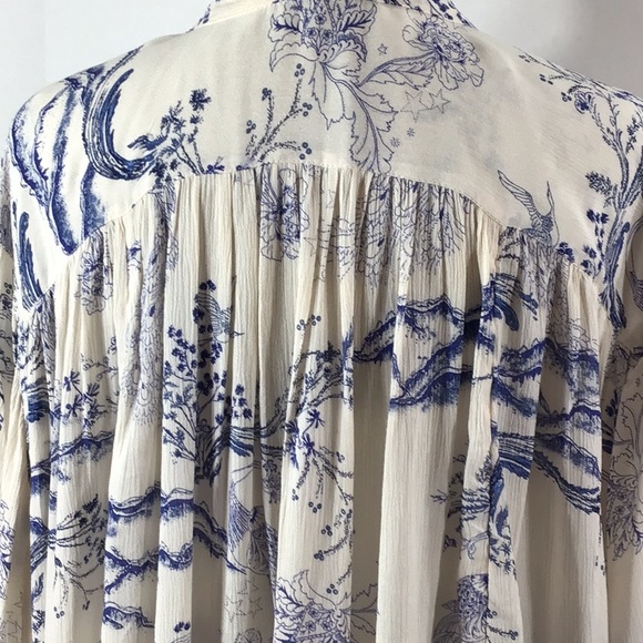 Free People blue/white floral oversized poet’s blouse/tunic M - Picture 6 of 10
